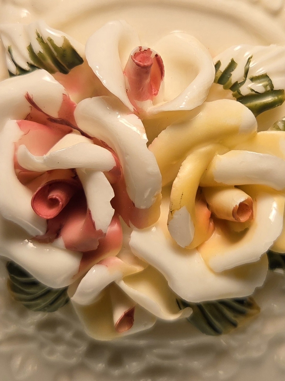 Cream Porcelain Floral Ginger Jar with Pink & Yellow Roses - Picture 6 of 7